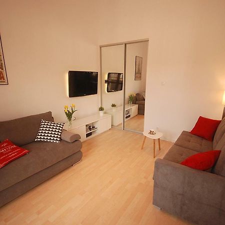 Nowy Apartament Wilcza Varsovie Extérieur photo